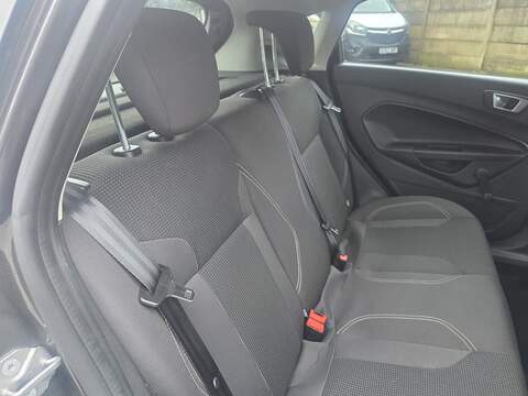 Ford Fiesta 1.0T EcoBoost Titanium Hatchback 5dr Petrol Powershift Euro 6 (100 ps) - U2349
