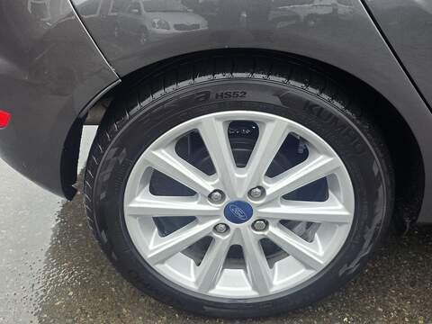 Ford Fiesta 1.0T EcoBoost Titanium Hatchback 5dr Petrol Powershift Euro 6 (100 ps) - U2349