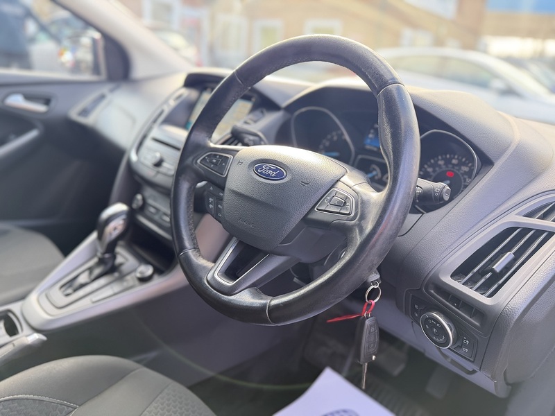 Ford Focus 1.0T EcoBoost Zetec Edition Hatchback 5dr Petrol Auto Euro 6 (s/s) (125 ps) - U2353