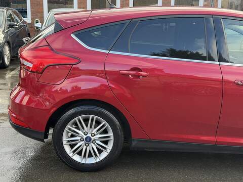 Ford Focus 1.0T EcoBoost Zetec Edition Hatchback 5dr Petrol Auto Euro 6 (s/s) (125 ps) - U2353