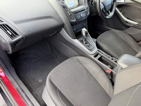 Ford Focus 1.0T EcoBoost Zetec Edition Hatchback 5dr Petrol Auto Euro 6 (s/s) (125 ps) - U2353