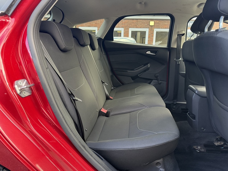 Ford Focus 1.0T EcoBoost Zetec Edition Hatchback 5dr Petrol Auto Euro 6 (s/s) (125 ps) - U2353