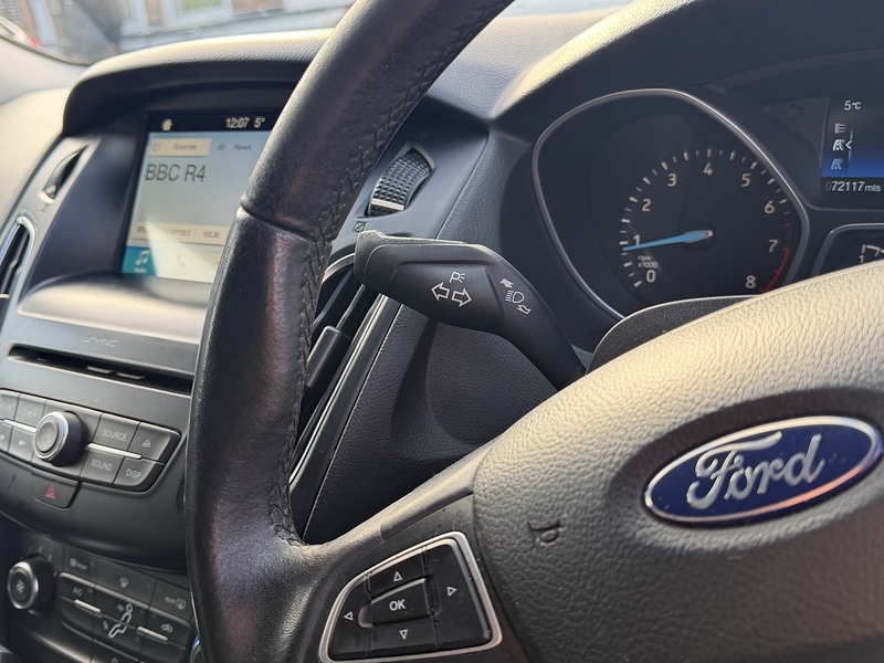 Ford Focus 1.0T EcoBoost Zetec Edition Hatchback 5dr Petrol Auto Euro 6 (s/s) (125 ps) - U2353