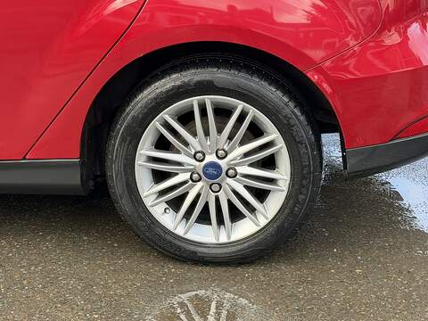 Ford Focus 1.0T EcoBoost Zetec Edition Hatchback 5dr Petrol Auto Euro 6 (s/s) (125 ps) - U2353