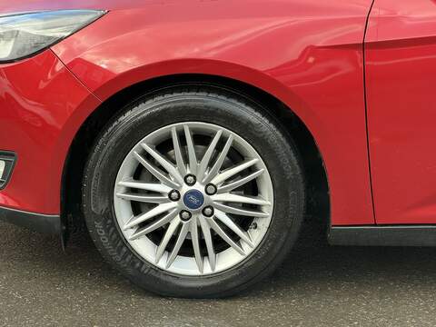 Ford Focus 1.0T EcoBoost Zetec Edition Hatchback 5dr Petrol Auto Euro 6 (s/s) (125 ps) - U2353