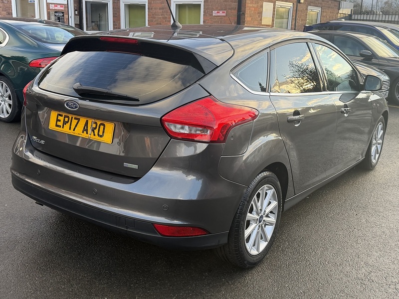 Ford Focus 1.0T EcoBoost Titanium Hatchback 5dr Petrol Auto Euro 6 (s/s) (125 ps) - U2354