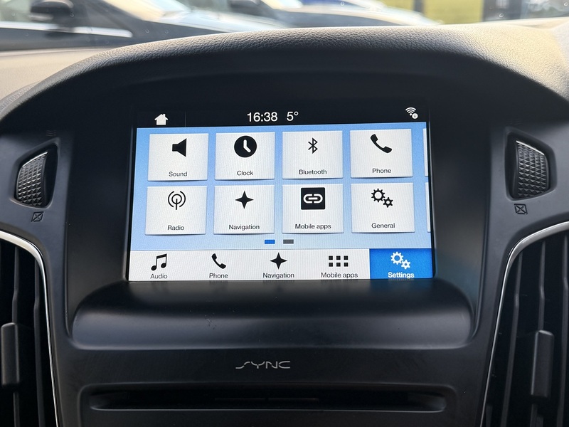 Ford Focus 1.0T EcoBoost Titanium Hatchback 5dr Petrol Auto Euro 6 (s/s) (125 ps) - U2354