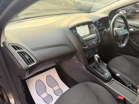 Ford Focus 1.0T EcoBoost Titanium Hatchback 5dr Petrol Auto Euro 6 (s/s) (125 ps) - U2354