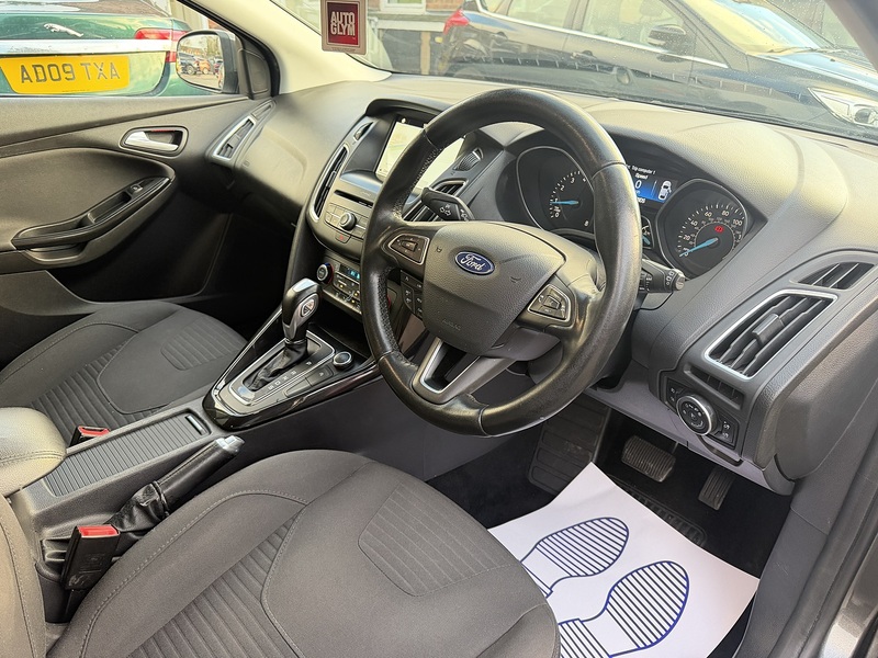 Ford Focus 1.0T EcoBoost Titanium Hatchback 5dr Petrol Auto Euro 6 (s/s) (125 ps) - U2354