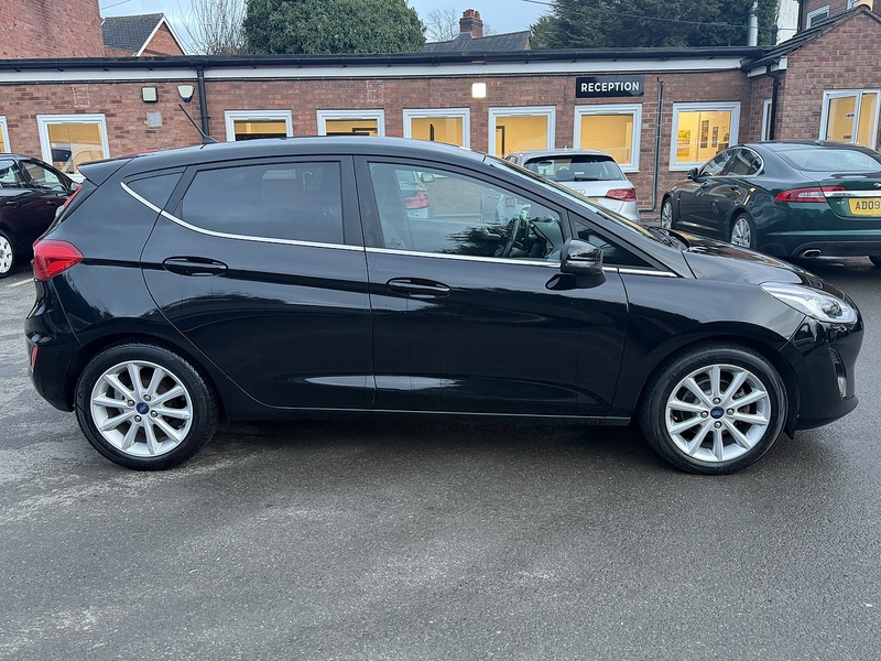 Ford Fiesta 1.0T EcoBoost Titanium Hatchback 5dr Petrol Auto Euro 6 (s/s) (100 ps) - U2355