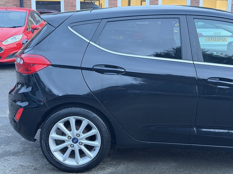 Ford Fiesta 1.0T EcoBoost Titanium Hatchback 5dr Petrol Auto Euro 6 (s/s) (100 ps) - U2355