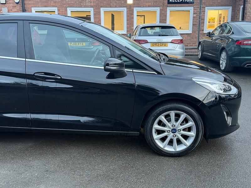Ford Fiesta 1.0T EcoBoost Titanium Hatchback 5dr Petrol Auto Euro 6 (s/s) (100 ps) - U2355