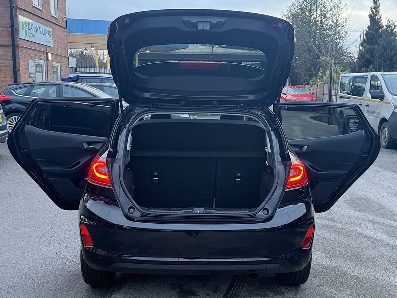 Ford Fiesta 1.0T EcoBoost Titanium Hatchback 5dr Petrol Auto Euro 6 (s/s) (100 ps) - U2355