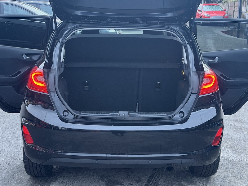 Ford Fiesta 1.0T EcoBoost Titanium Hatchback 5dr Petrol Auto Euro 6 (s/s) (100 ps) - U2355