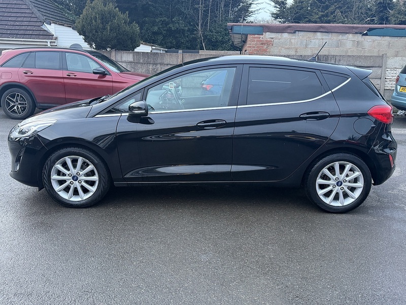 Ford Fiesta 1.0T EcoBoost Titanium Hatchback 5dr Petrol Auto Euro 6 (s/s) (100 ps) - U2355