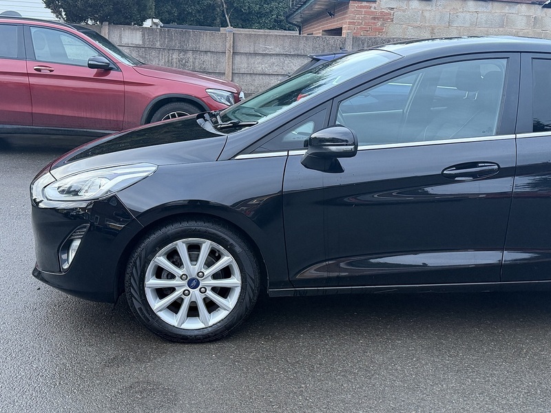 Ford Fiesta 1.0T EcoBoost Titanium Hatchback 5dr Petrol Auto Euro 6 (s/s) (100 ps) - U2355