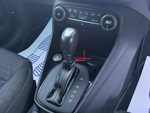 Ford Fiesta 1.0T EcoBoost Titanium Hatchback 5dr Petrol Auto Euro 6 (s/s) (100 ps) - U2355