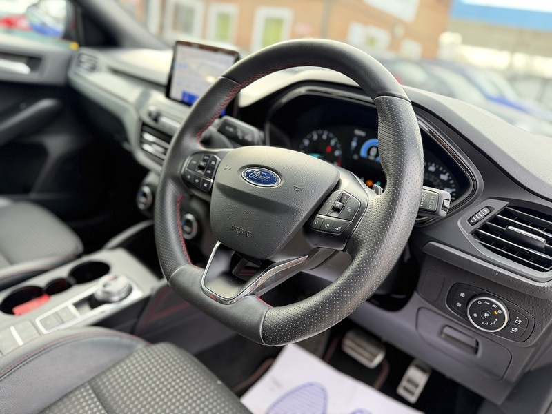 Ford Focus 1.0T EcoBoost ST-Line X Hatchback 5dr Petrol Auto Euro 6 (s/s) (125 ps) - U2357