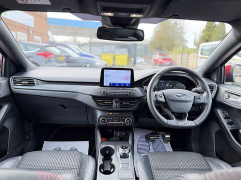 Ford Focus 1.0T EcoBoost ST-Line X Hatchback 5dr Petrol Auto Euro 6 (s/s) (125 ps) - U2357