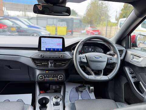 Ford Focus 1.0T EcoBoost ST-Line X Hatchback 5dr Petrol Auto Euro 6 (s/s) (125 ps) - U2357