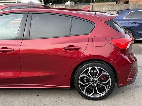 Ford Focus 1.0T EcoBoost ST-Line X Hatchback 5dr Petrol Auto Euro 6 (s/s) (125 ps) - U2357