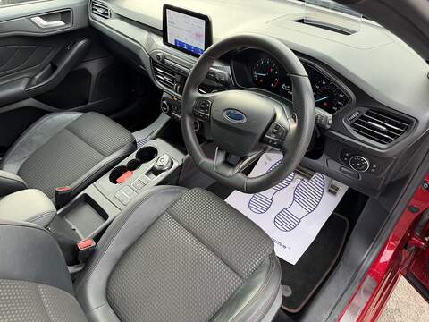 Ford Focus 1.0T EcoBoost ST-Line X Hatchback 5dr Petrol Auto Euro 6 (s/s) (125 ps) - U2357