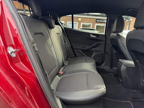 Ford Focus 1.0T EcoBoost ST-Line X Hatchback 5dr Petrol Auto Euro 6 (s/s) (125 ps) - U2357