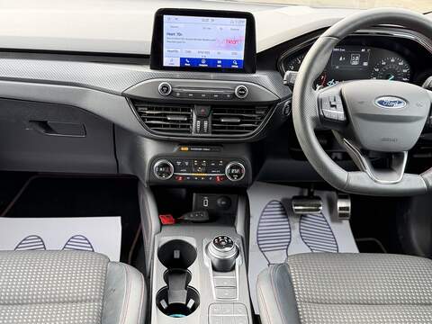 Ford Focus 1.0T EcoBoost ST-Line X Hatchback 5dr Petrol Auto Euro 6 (s/s) (125 ps) - U2357
