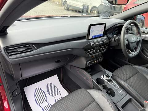 Ford Focus 1.0T EcoBoost ST-Line X Hatchback 5dr Petrol Auto Euro 6 (s/s) (125 ps) - U2357