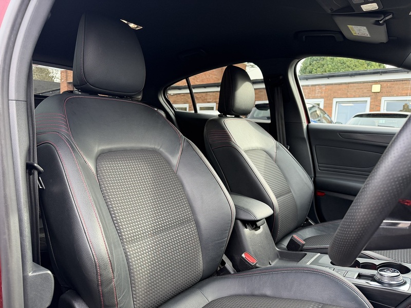 Ford Focus 1.0T EcoBoost ST-Line X Hatchback 5dr Petrol Auto Euro 6 (s/s) (125 ps) - U2357