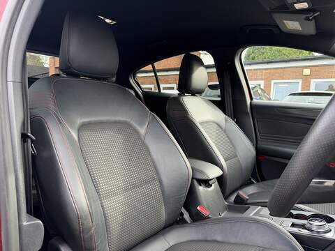 Ford Focus 1.0T EcoBoost ST-Line X Hatchback 5dr Petrol Auto Euro 6 (s/s) (125 ps) - U2357
