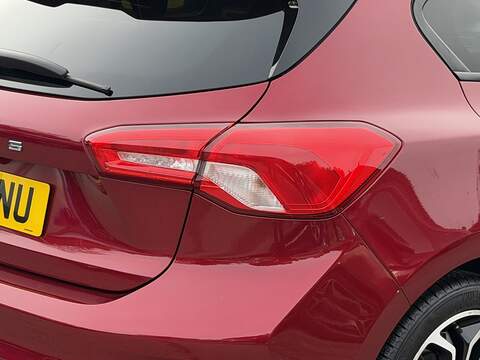 Ford Focus 1.0T EcoBoost ST-Line X Hatchback 5dr Petrol Auto Euro 6 (s/s) (125 ps) - U2357