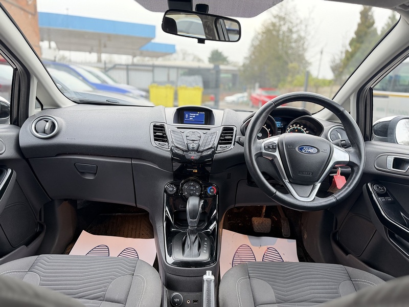 Ford Fiesta 1.0T EcoBoost Zetec Hatchback 5dr Petrol Powershift Euro 6 (100 ps) - U2358