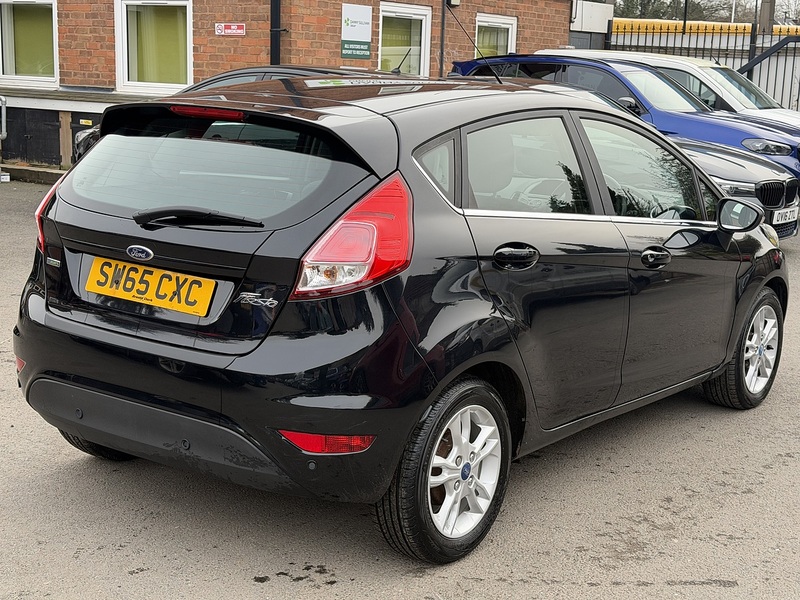 Ford Fiesta 1.0T EcoBoost Zetec Hatchback 5dr Petrol Powershift Euro 6 (100 ps) - U2358
