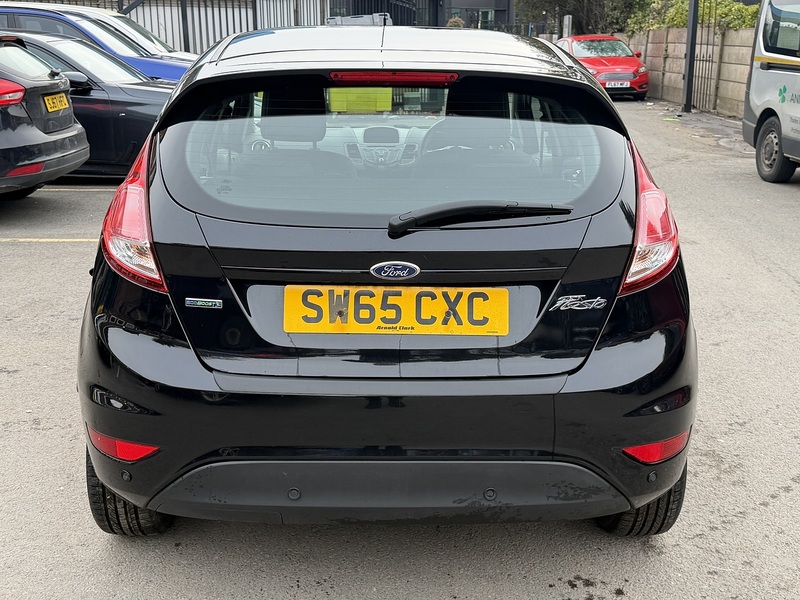 Ford Fiesta 1.0T EcoBoost Zetec Hatchback 5dr Petrol Powershift Euro 6 (100 ps) - U2358
