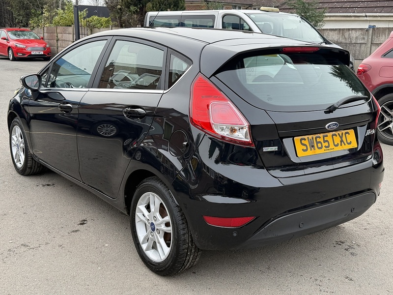 Ford Fiesta 1.0T EcoBoost Zetec Hatchback 5dr Petrol Powershift Euro 6 (100 ps) - U2358