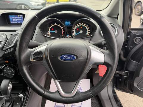 Ford Fiesta 1.0T EcoBoost Zetec Hatchback 5dr Petrol Powershift Euro 6 (100 ps) - U2358