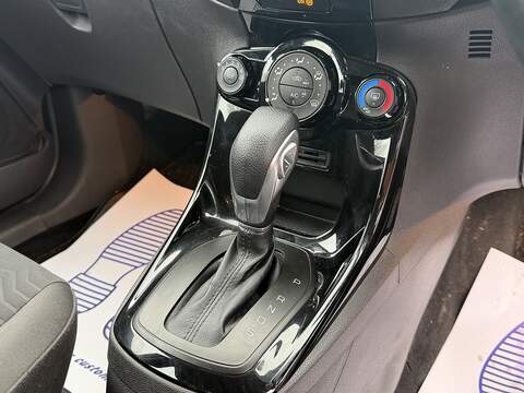 Ford Fiesta 1.0T EcoBoost Zetec Hatchback 5dr Petrol Powershift Euro 6 (100 ps) - U2358