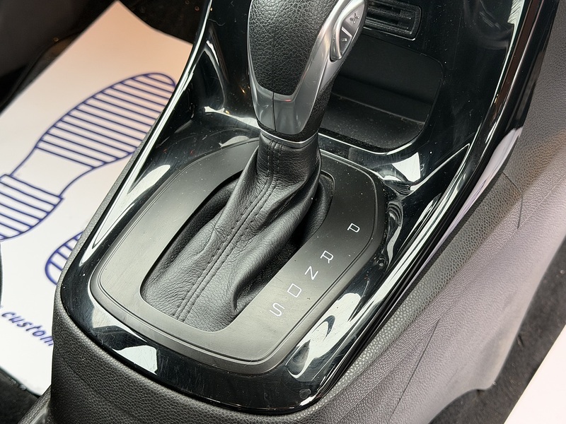 Ford Fiesta 1.0T EcoBoost Zetec Hatchback 5dr Petrol Powershift Euro 6 (100 ps) - U2358