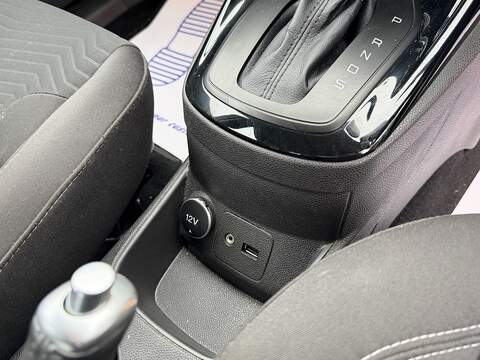 Ford Fiesta 1.0T EcoBoost Zetec Hatchback 5dr Petrol Powershift Euro 6 (100 ps) - U2358