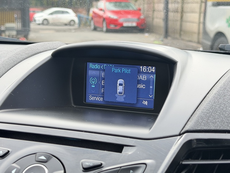 Ford Fiesta 1.0T EcoBoost Zetec Hatchback 5dr Petrol Powershift Euro 6 (100 ps) - U2358