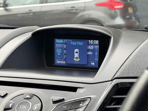 Ford Fiesta 1.0T EcoBoost Zetec Hatchback 5dr Petrol Powershift Euro 6 (100 ps) - U2358