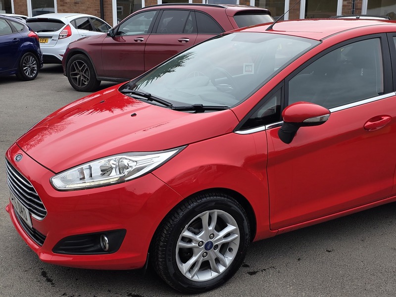 Ford Fiesta 1.0T EcoBoost Zetec Hatchback 5dr Petrol Powershift Euro 6 (100 ps) - U2359