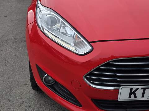 Ford Fiesta 1.0T EcoBoost Zetec Hatchback 5dr Petrol Powershift Euro 6 (100 ps) - U2359