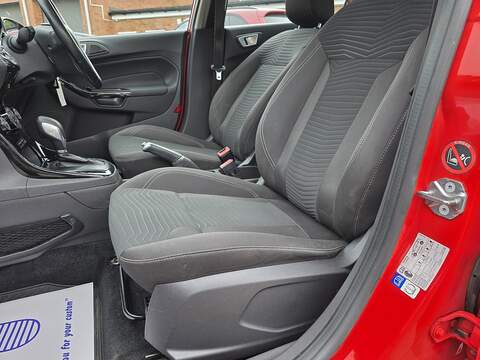 Ford Fiesta 1.0T EcoBoost Zetec Hatchback 5dr Petrol Powershift Euro 6 (100 ps) - U2359