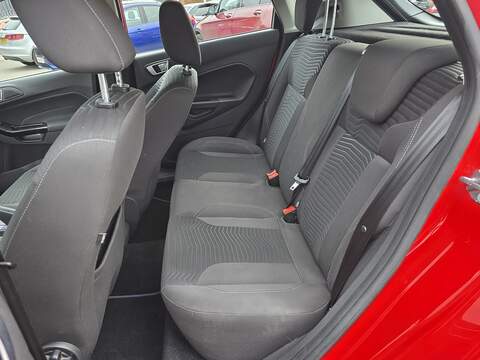 Ford Fiesta 1.0T EcoBoost Zetec Hatchback 5dr Petrol Powershift Euro 6 (100 ps) - U2359