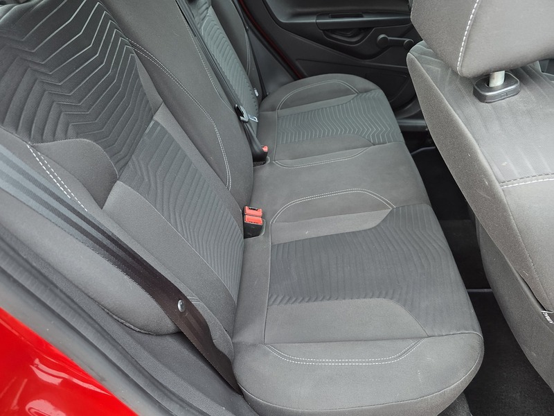 Ford Fiesta 1.0T EcoBoost Zetec Hatchback 5dr Petrol Powershift Euro 6 (100 ps) - U2359