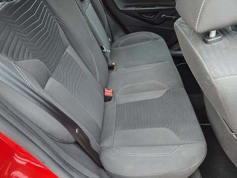 Ford Fiesta 1.0T EcoBoost Zetec Hatchback 5dr Petrol Powershift Euro 6 (100 ps) - U2359