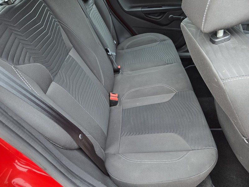 Ford Fiesta 1.0T EcoBoost Zetec Hatchback 5dr Petrol Powershift Euro 6 (100 ps) - U2359