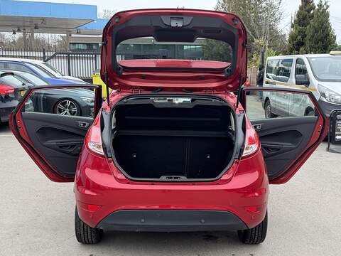 Ford Fiesta 1.0T EcoBoost Zetec Hatchback 5dr Petrol Powershift Euro 6 (100 ps) - U2361